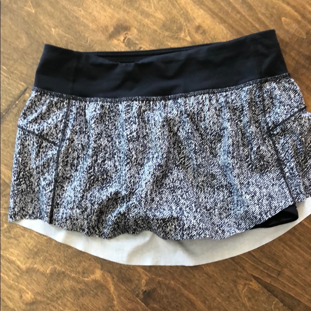 Lululemon size 4 skort